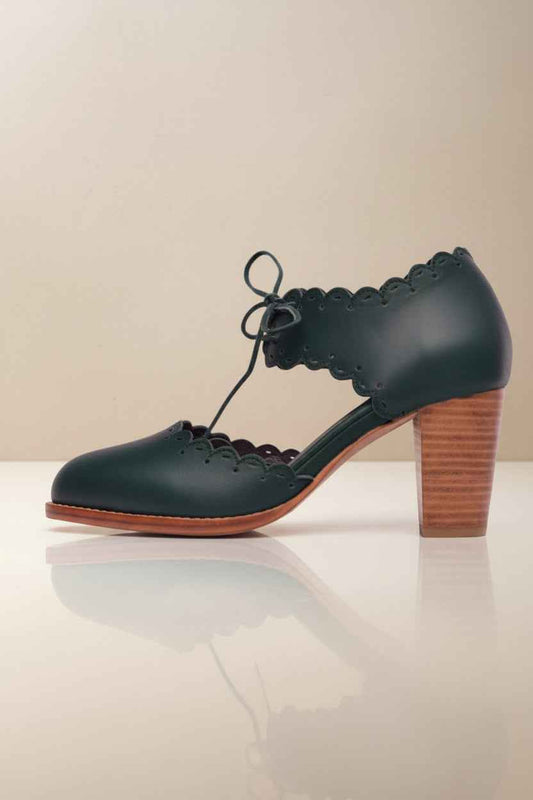 Dance Queen Heels - Scalloped Leather Block Heel Pumps with Cut-Outs