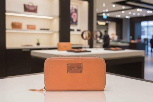 Canyon Leather Wallet Dark Tan