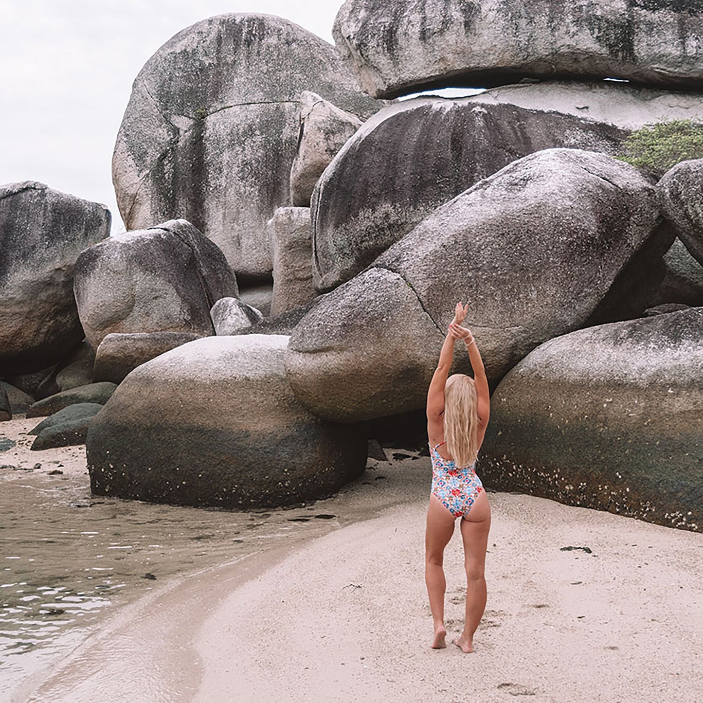 Cross Back One Piece-La Dolce Vita-3