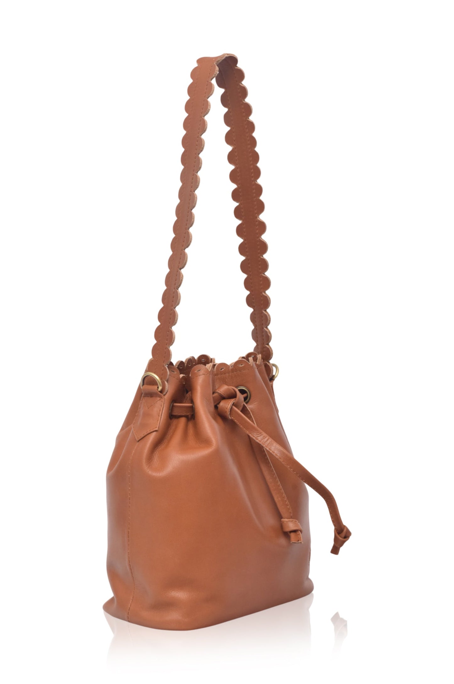 Luisa Scalloped Bucket Bag-3