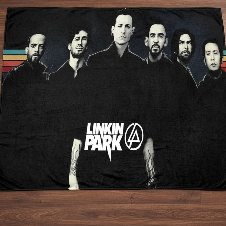 Image 4 - Wooden floor detail